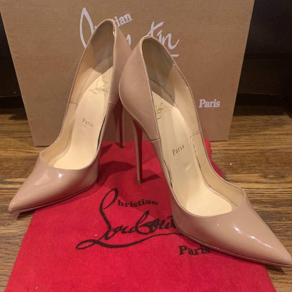 💲SOLD💲Christian louboutin Nude So Kate heel
